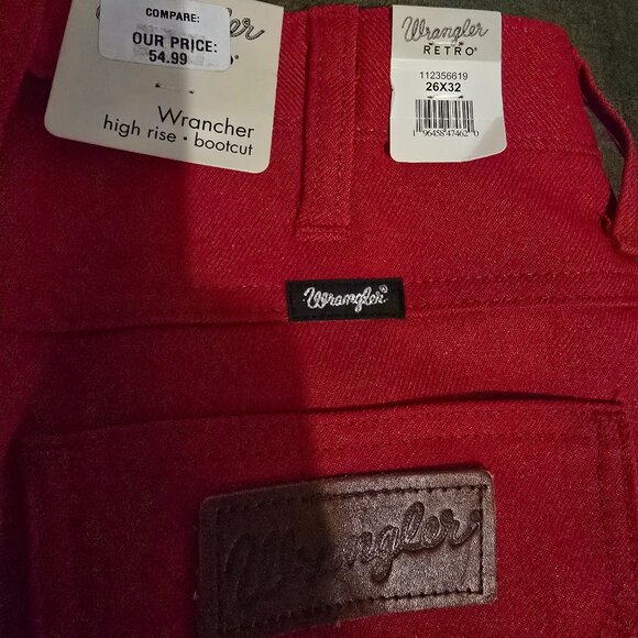 Wrangler Retro - Picture 1 of 4